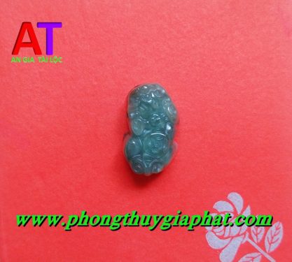 Mặt dây chuyền tỳ hưu cẩm thạch xanh
