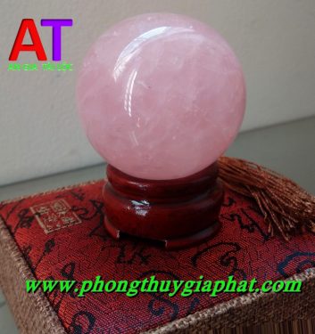 Cầu phong thủy thạch anh hồng