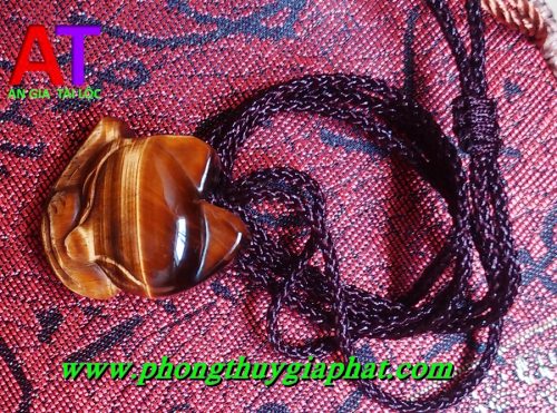 Mặt dây chuyền hồ ly đá mắt hổ