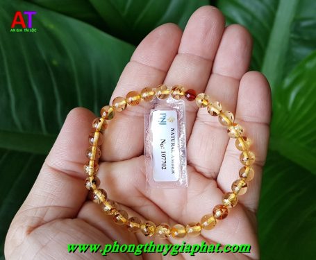 Vòng đeo tay hổ phách