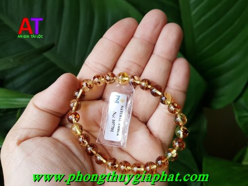 Vòng đeo tay hổ phách