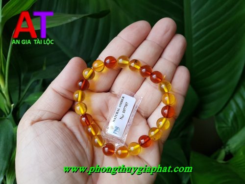 Vòng đeo tay hổ phách