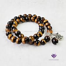 Vòng tay phong thủy “bùa may mắn”