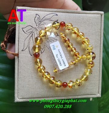 Vòng đeo tay hổ phách