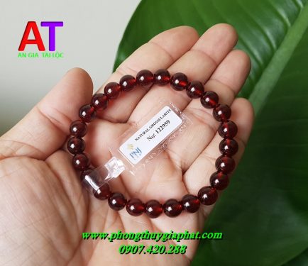 Vòng đeo tay đá garnet