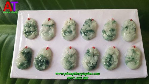 Mặt dây chuyền cẩm thạch