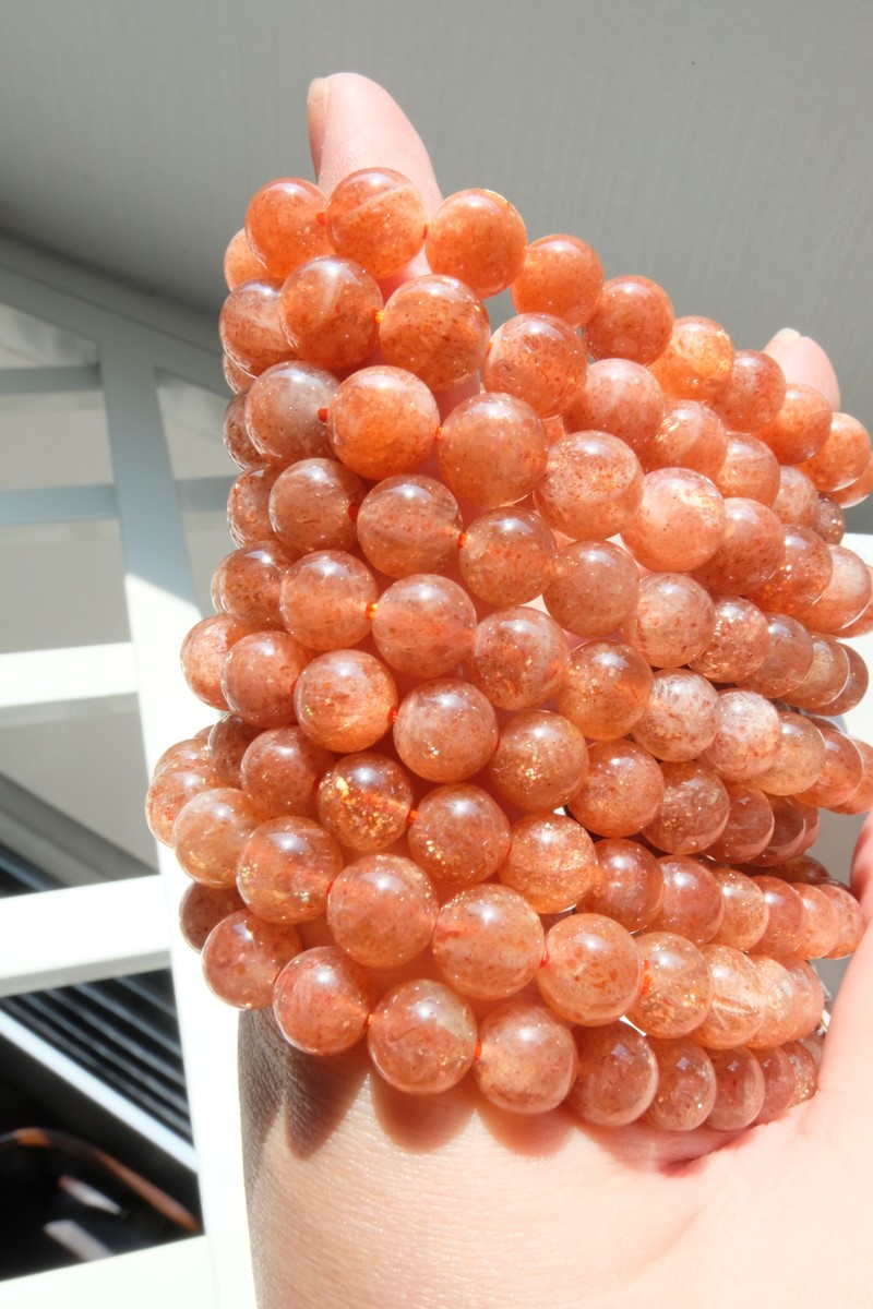 Điều kỳ diệu đến từ vòng phong thủy đá mặt trời (Sunstone)