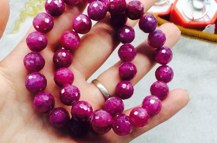 cách phân biệt ruby thật giả