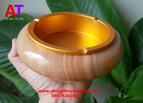 Gạt tàn thuốc ngọc hoàng long