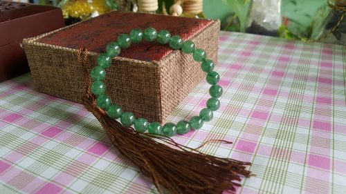 Vòng đeo tay thạchVòng đeo tay thạch anh dâu tây xanh anh dâu tây xanh
