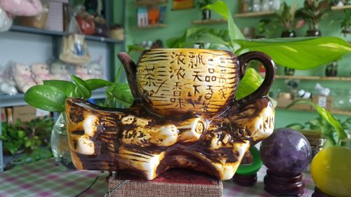 Chậu cây hình ấm cổ