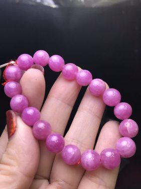 Vòng tay ruby cao cấp