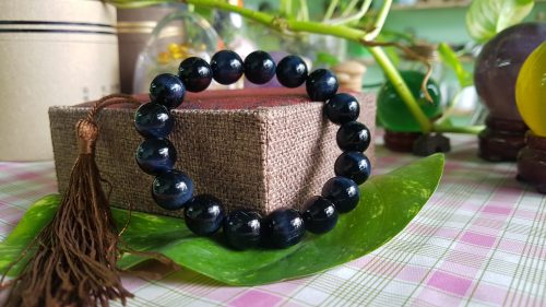 Vòng đeo tay đá thạch anh mắt chim ưng