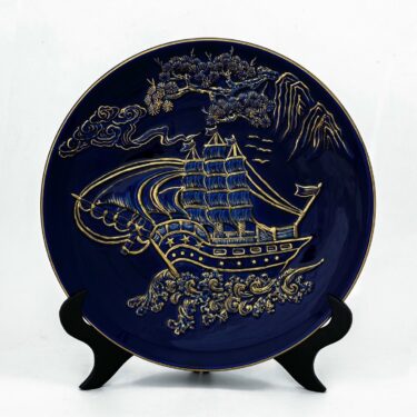 Đĩa gốm trang trí bát tràng