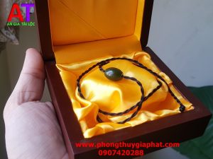 LU THỐNG CẨM THẠCH