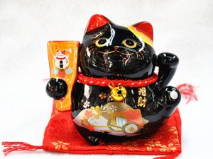 Mèo thần tài may mắn