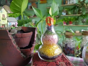 Hồ lô phong thủy thạch anh ngũ sắc