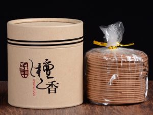 Hộp nhang vòng 48 khoanh làm từ gỗ đàn hương tự nhiên