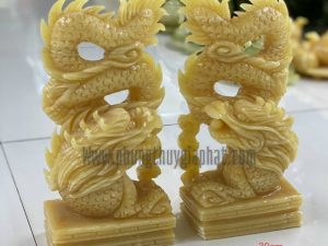 cặp tượng rồng đá ngọc hoàng long tự nhiên nguyên khối vàng đẹp