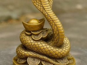 PHONG THUỶ KỶ TỴ 1989